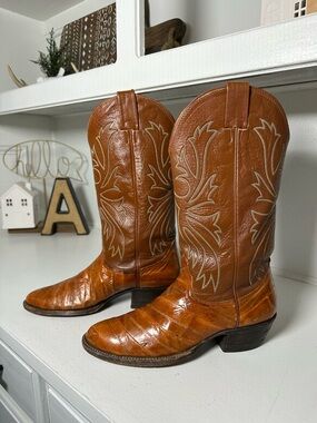 Vintage Nocona Eel Skin Cowboy Boots Mens 7.5D Womens 9 Tan Leather Western USA